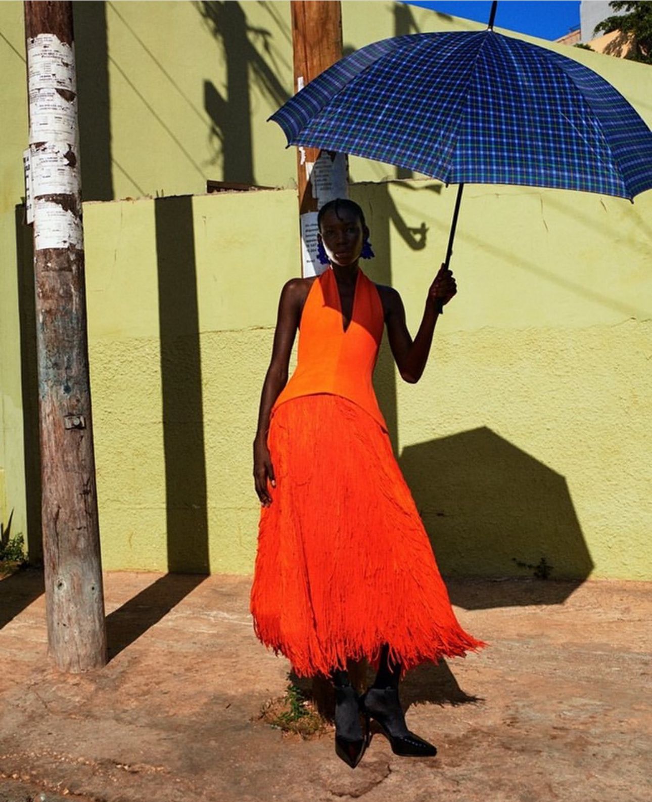 Dazed – Off the Wall · Mikael Jansson